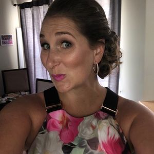 Meet your Posher, Lisa